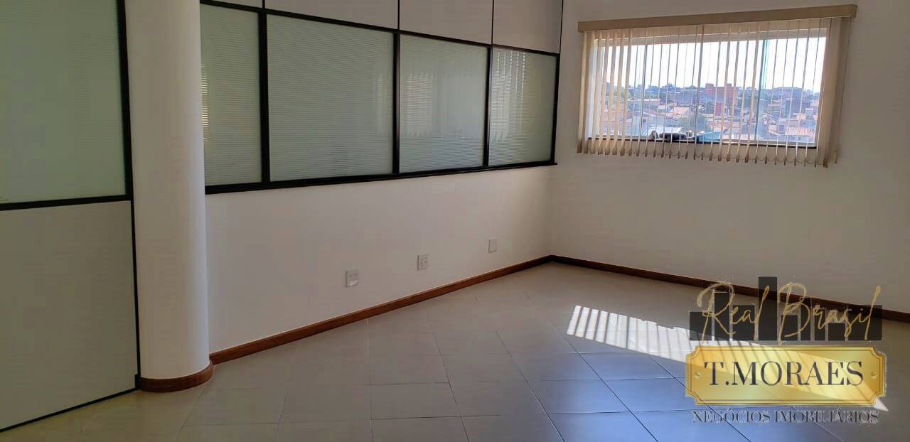 Prédio Inteiro para alugar, 700m² - Foto 2