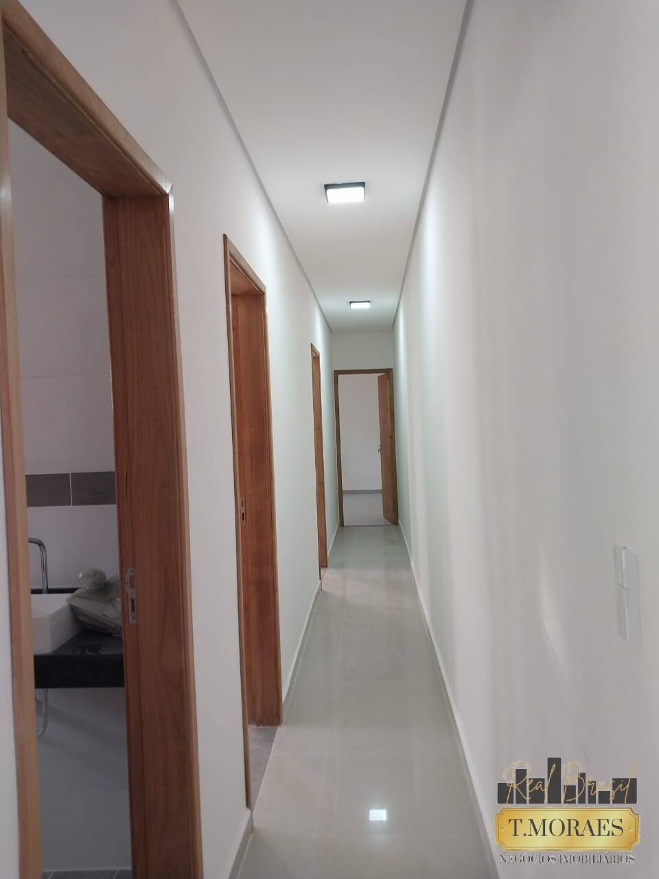 Casa à venda com 3 quartos, 110m² - Foto 5