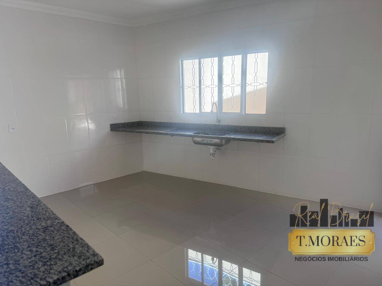 Casa à venda com 2 quartos, 89m² - Foto 8