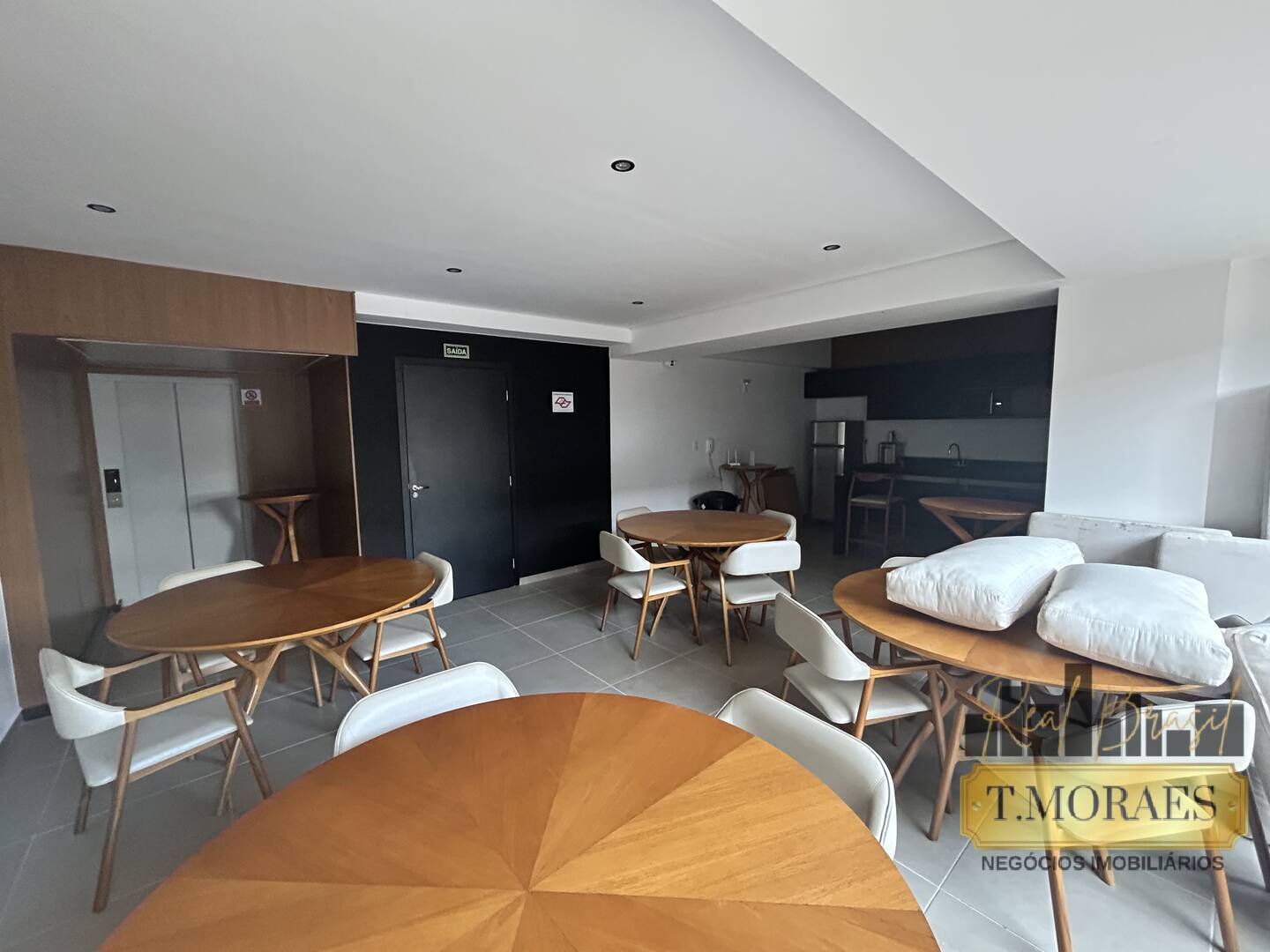 Apartamento para alugar com 2 quartos, 58m² - Foto 20